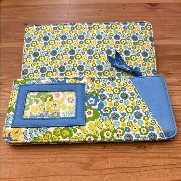 VERA BRADLEY English Meadow Wallet - Picture 6 of 7